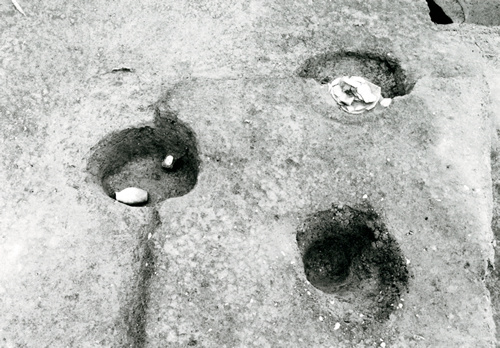 写真３　土器棺墓