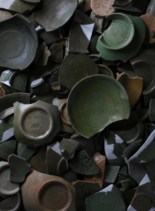 湘南新道関連遺跡から出土した緑釉陶器